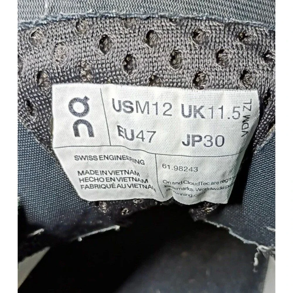 Men’s On Cloudstratus Undyed-White Creek Size 12